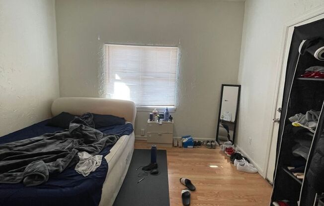 3507 Boulevard of the Allies