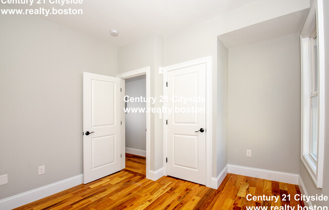 3 MURRAY CT