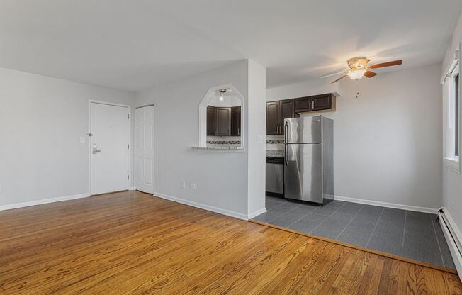 1 bed, 1 bath, 382 sqft, $1,850, Unit 510