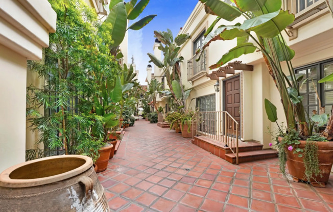 ISO - Isola Bella Townhomes