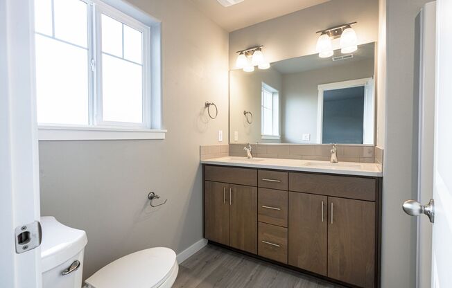 3 beds, 2.5 baths, 1,650 sqft, $2,490, Unit E-119