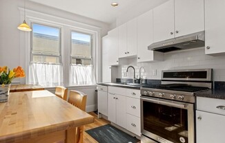 238 S HUNTINGTON AVE