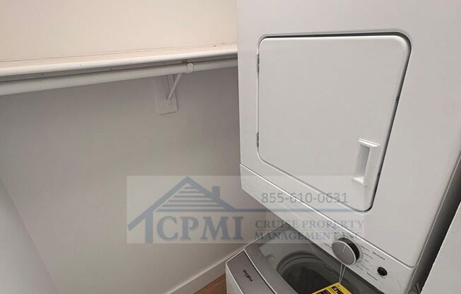 2 beds, 2 baths, 932 sqft, $2,145, Unit 105