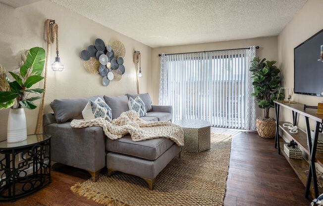 1 bed, 1 bath, 660 sqft, $1,520, Unit 115