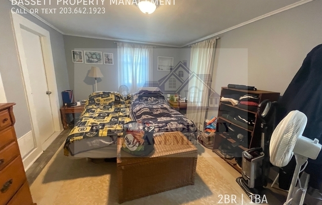 581 W WOODS RD