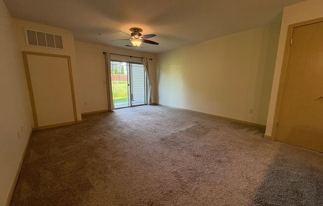 1 bed, 1 bath, 770 sqft, $1,395, Unit 4320-310