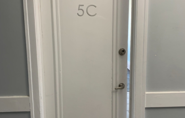 2 beds, 2 baths, $1,390