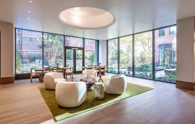 1 bed, 1 bath, $6,500, Unit 319