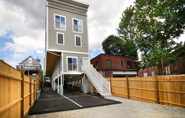 4 Kemp St.
