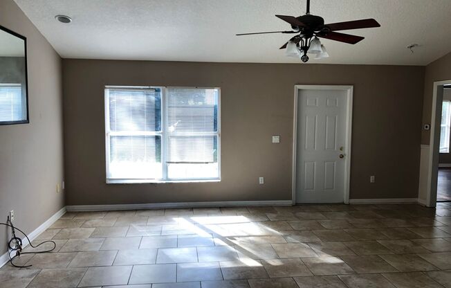 Hidden Gem in quiet Apopka neighborhood.