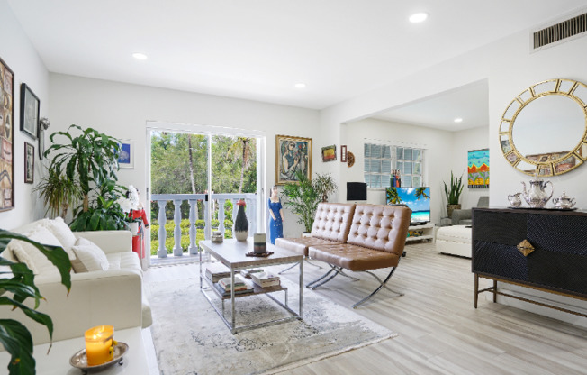 1200 MARIPOSA AVE