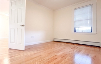 1 bed, 1.5 baths, 538 sqft, $2,320, Unit 21