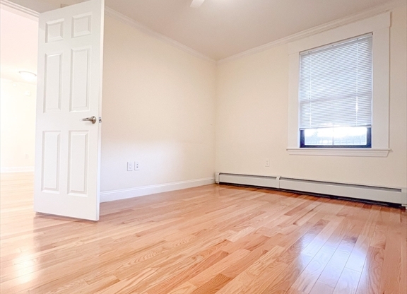 219 Commonwealth Ave