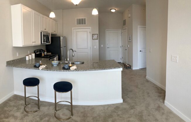 1 bed, 1 bath, 798 sqft, $1,630