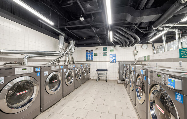 Studio, 1 bath, $2,800, Unit 1710