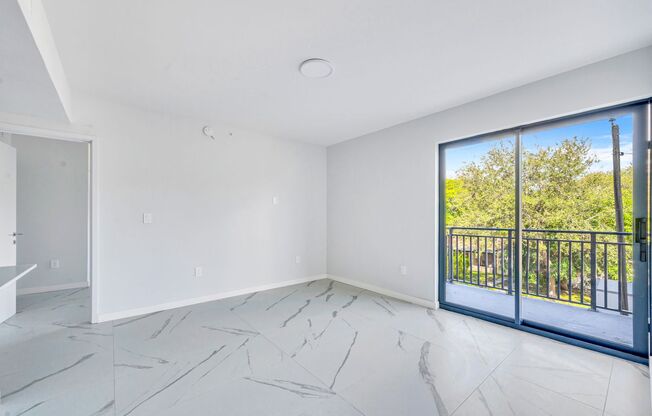 2 beds, 2 baths, 901 sqft, $2,769, Unit 210