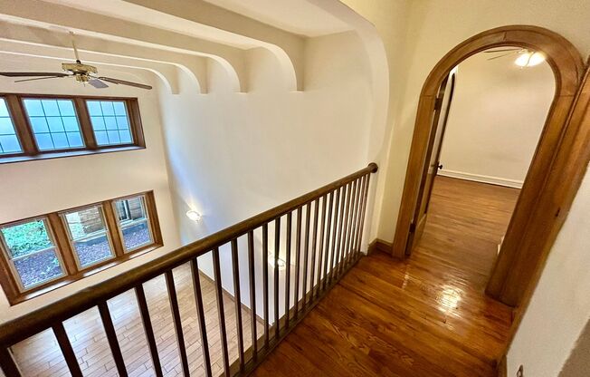 1 bed, 1 bath, 475 sqft, $2,370, Unit 233-122