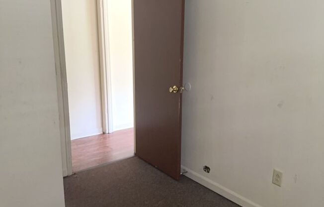 3406 4 AVE