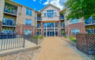 2 Bedrooms 2 Bathroom Condo on Grand