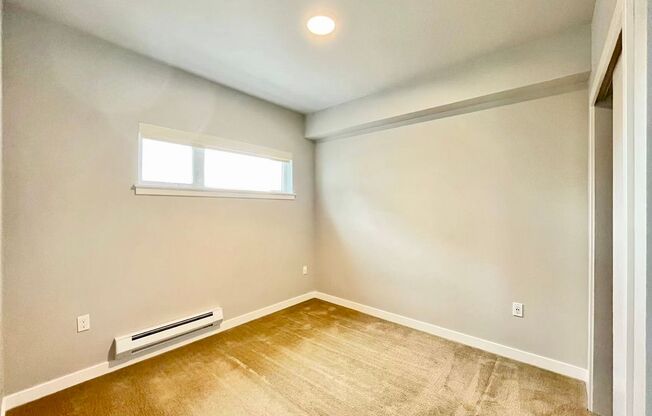 2 beds, 1 bath, $3,000