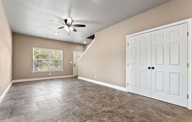 3 beds, 2.5 baths, 1,500 sqft, $1,495, Unit 386 N Nature Ln, Unit 1