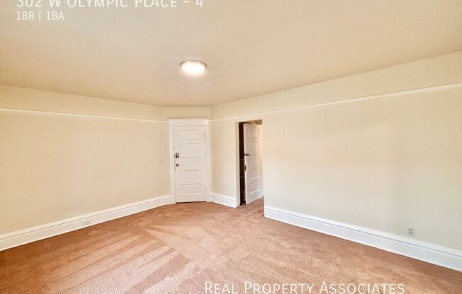 302 W Olympic Place