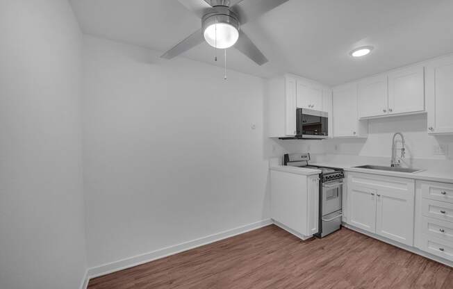 Heritage Plaza Apartment Homes Kitchen