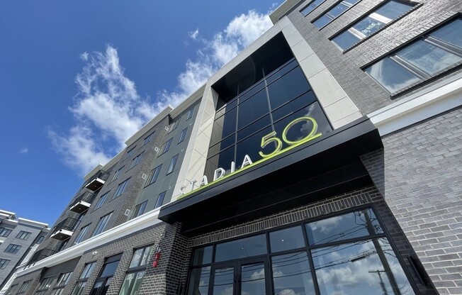 2 beds, 2 baths, 1,060 sqft, $4,000, Unit 409