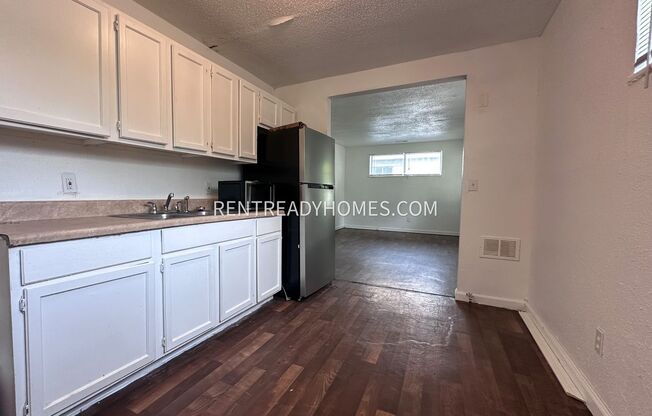 1316 Rayfield Dr