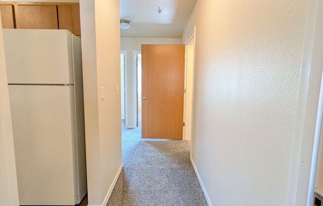 3 beds, 2 baths, 1,180 sqft, $1,529, Unit B303
