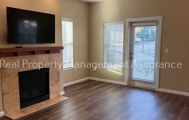 10651 NE RED WING WAY