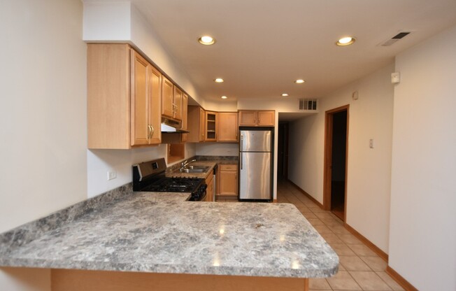 2722 MAGNOLIA