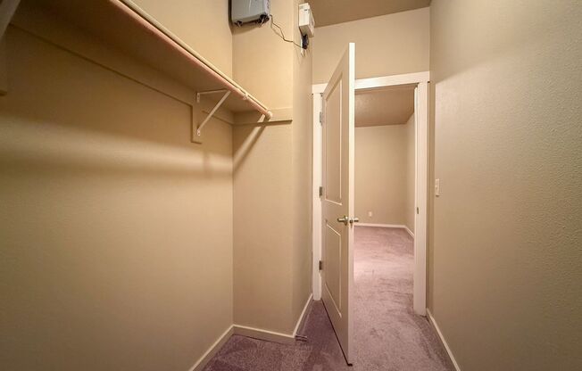 2 beds, 2 baths, 1,090 sqft, $1,600, Unit 519-07