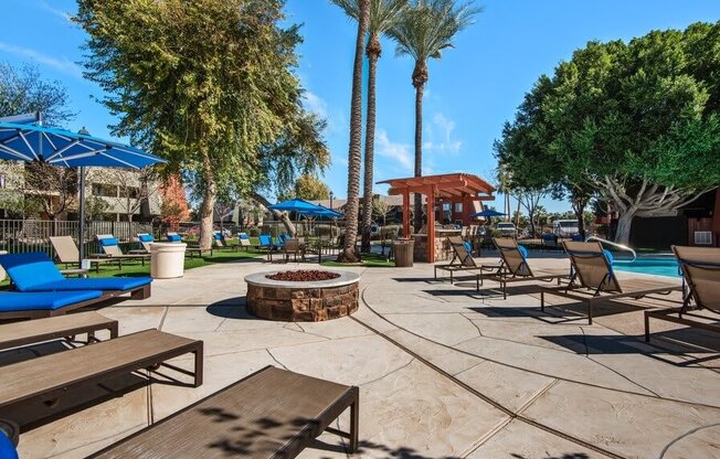 Community outdoor lounge area with firepit at Saratoga Ridge, Phoenix, AZ