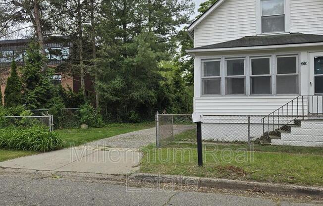 23 SYLVAN CT