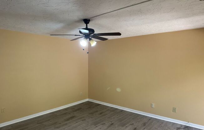 Charming 2-Bedroom Townhome in the Heart of Plantation - LAGO WEST