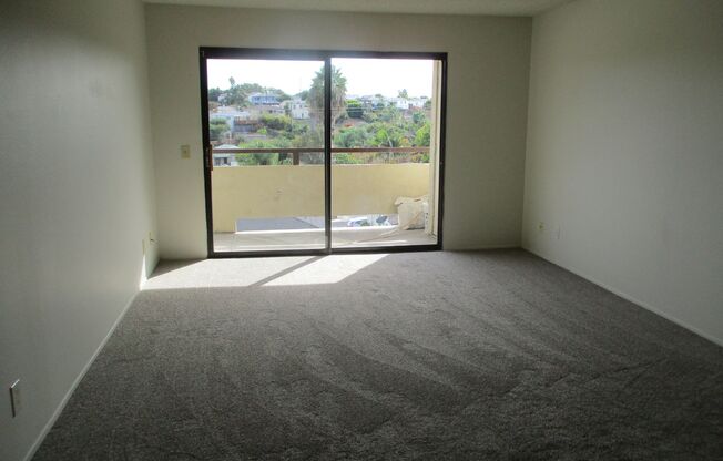 2 bedroom, 2 bath 3rd floor condo