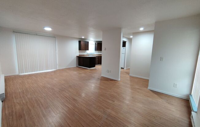 2 beds, 1 bath, 800 sqft, $1,150, Unit 501