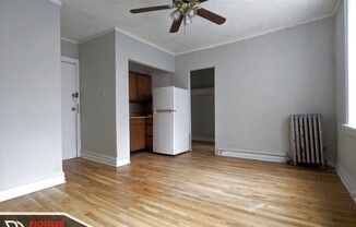 711 W Belmont Ave