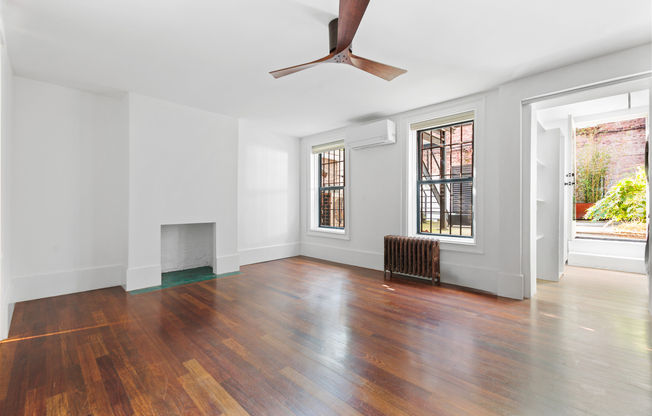 1 bed, 1 bath, 3,296 sqft, $3,450, Unit GARDEN