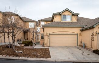 Gorgeous 4 Bedroom Townhome at Sonnet Springs at University Park