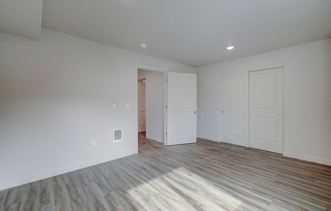 1 bed, 1 bath, $1,395, Unit 107