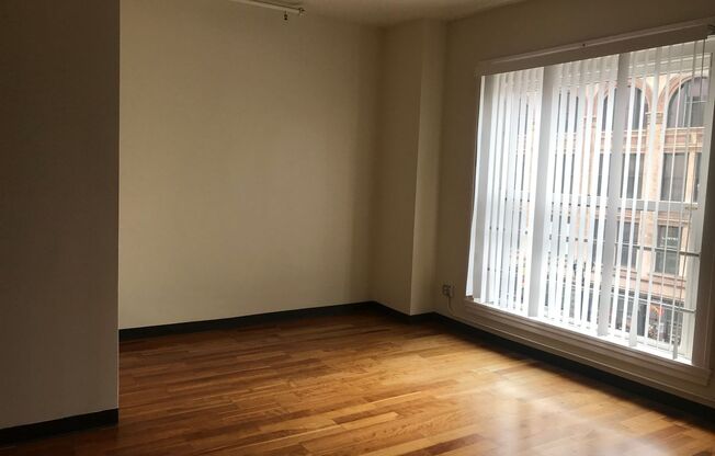 1 bed, 1 bath, 894 sqft, $2,781, Unit 1023-307