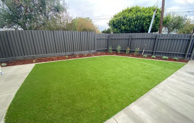 4BD/2BA, Great Outdoor Space!