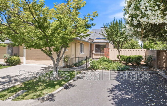 2033 RAPHAEL CT