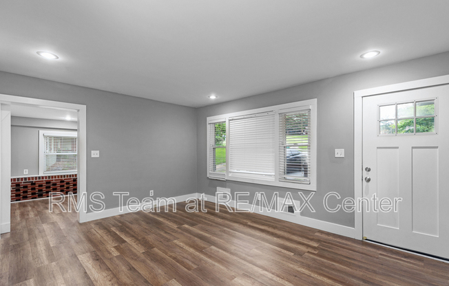 1699 FLINTWOOD DR SE