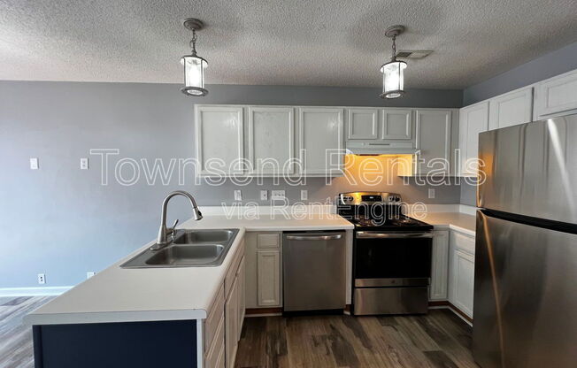 5206 TANGLEWOOD CRK CT