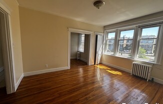 1637 Commonwealth Ave