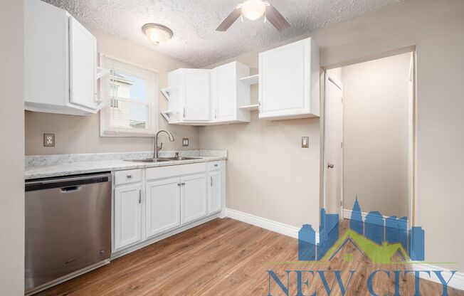 2 beds, 1 bath, $1,389