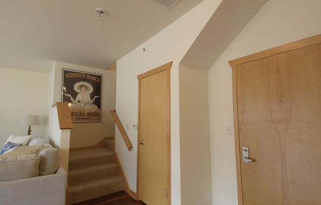2 beds, 2.5 baths, 1,560 sqft, $3,295, Unit 402
